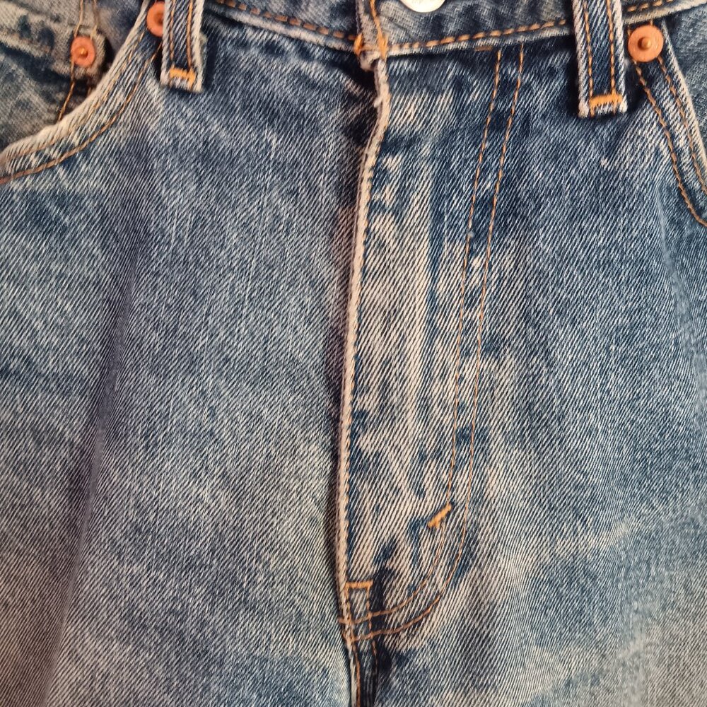 LEVI'S 505 STRAIGHT LEG MEDIUM WASH JEANS 33 X 30 MEN'S - Picture 12 of 16